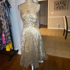Niki by Niki Lavis Gold Lace Cocktail Dress- Size 8